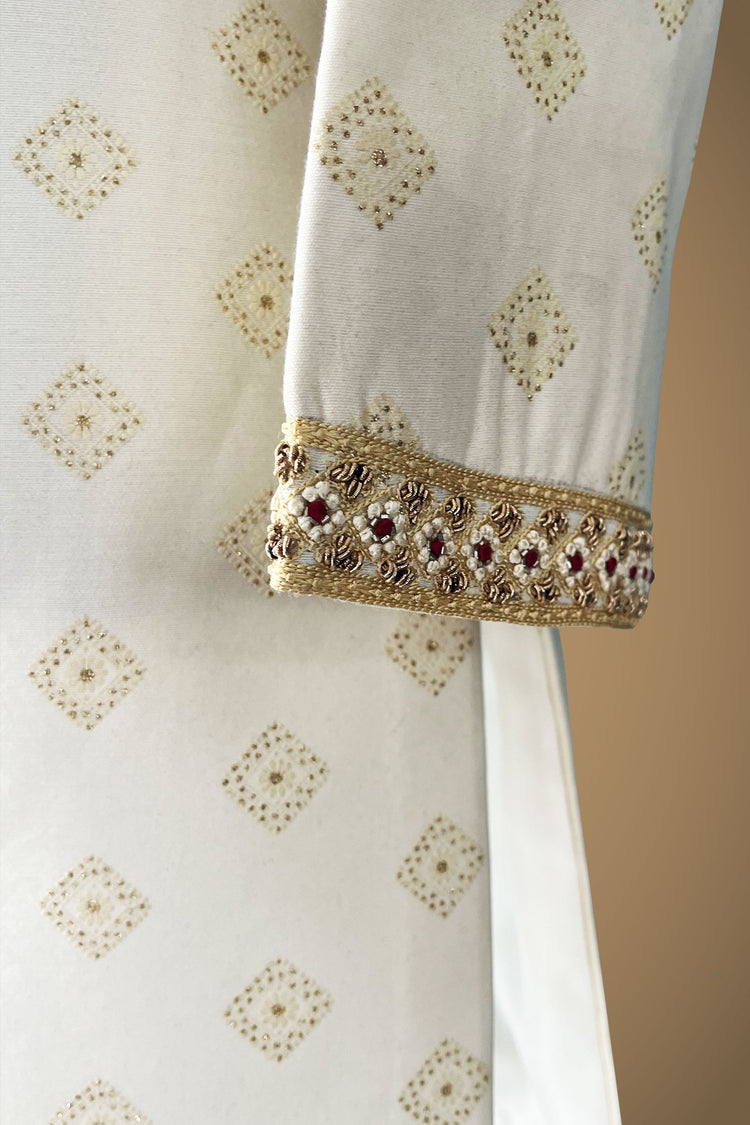 Off-white Sherwani with embroidery