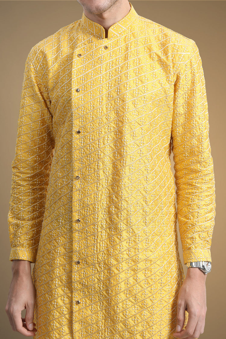 Asymmetric curved hem embroidered kurta set